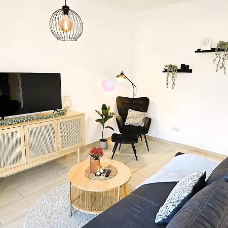 Luettje Suennschien Timmel Apartmán *