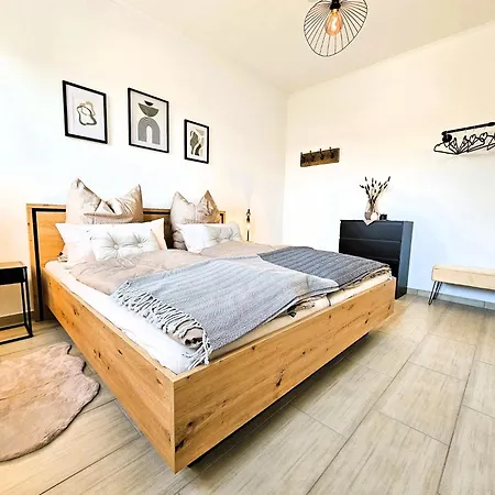 Luettje Suennschien Timmel Apartmán